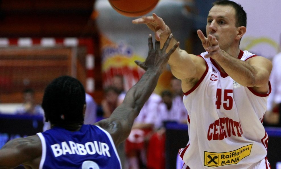 Cedevita - Cibona, Marino Bazdarić i Barbour