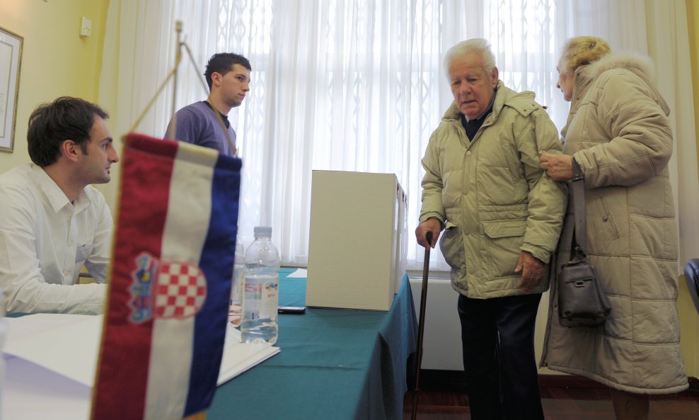 Glasanje izbori Beograd