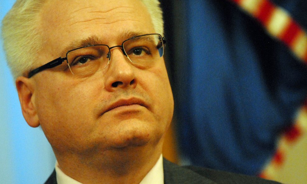 28  Ivo Josipović