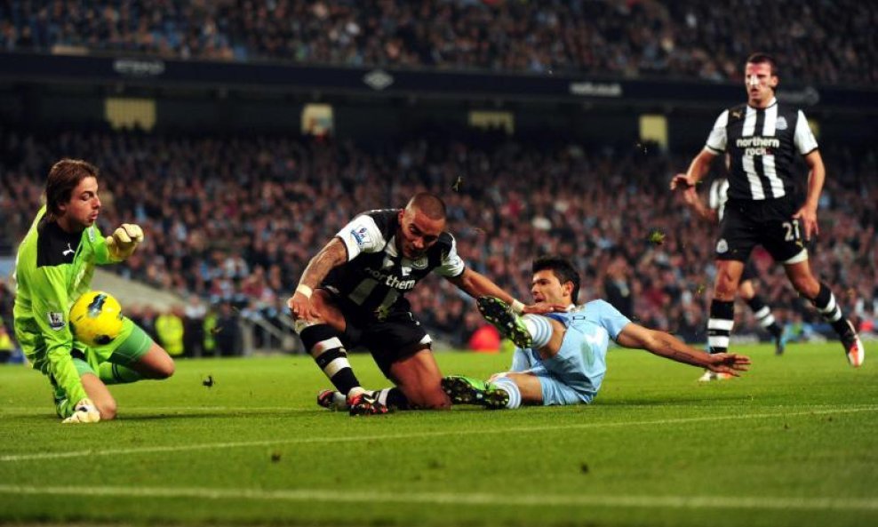 Manchester City Sergio Aguero 2011