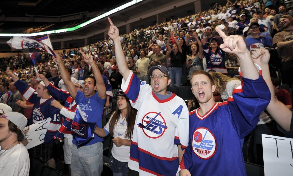 WINNIPEG JETS NAVIJAČI 2011