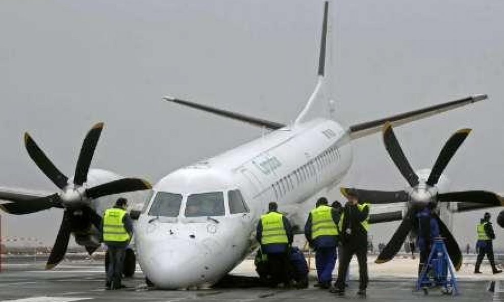 zrakoplov rumunjska nesreća
