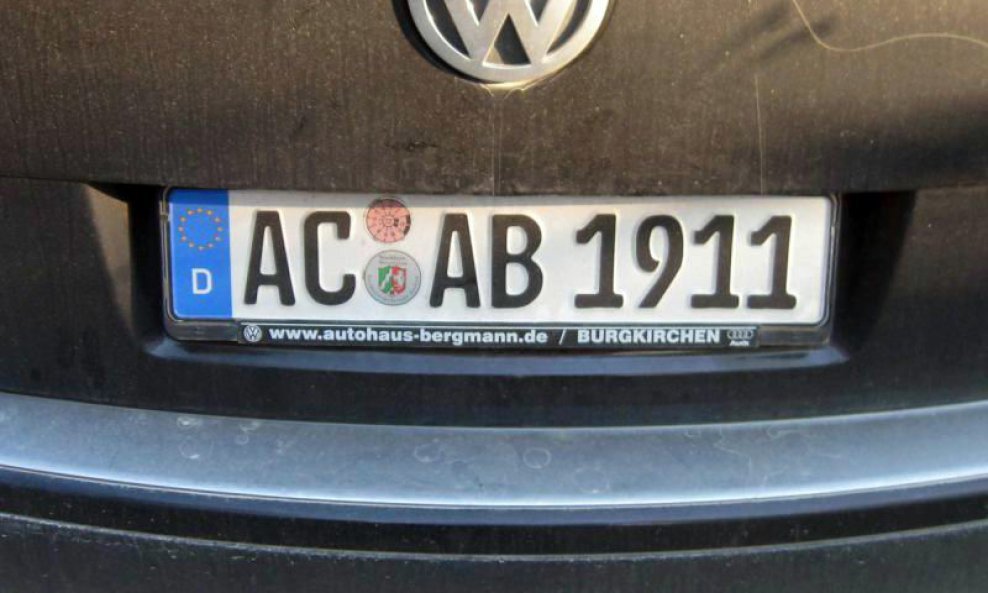 A.C.A.B. 1911 - tablica na vozilu Hrvoje Vuković