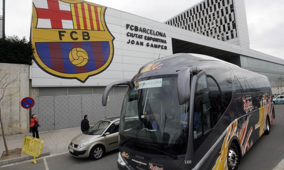 Barcelona je na put busom krenula još u nedjelju