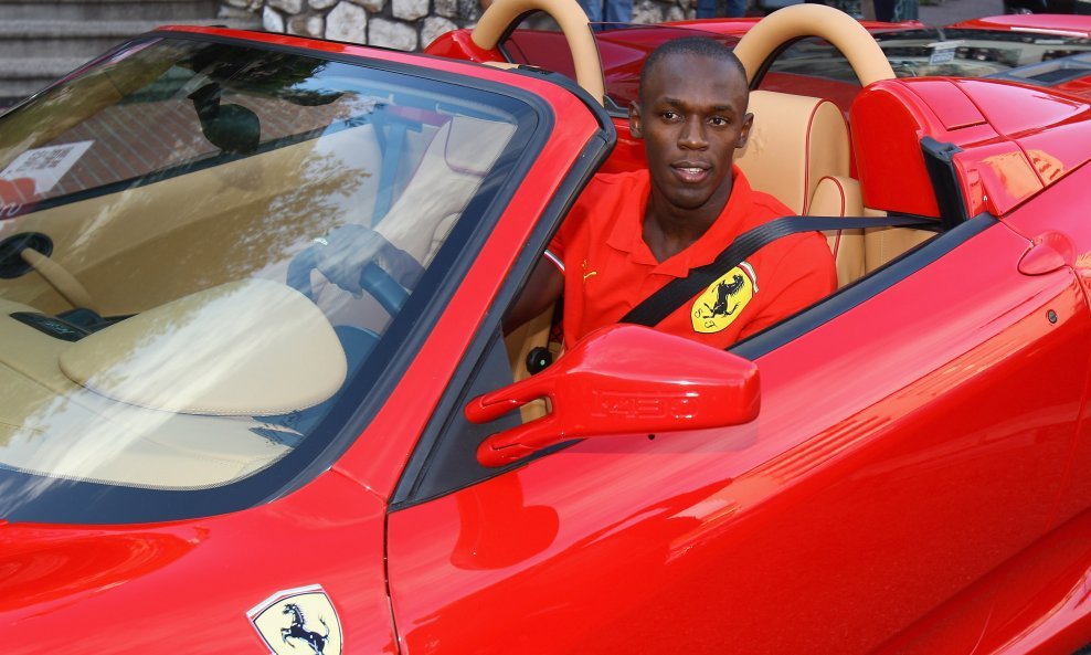 Usain Bolt u Ferrariju 2008.