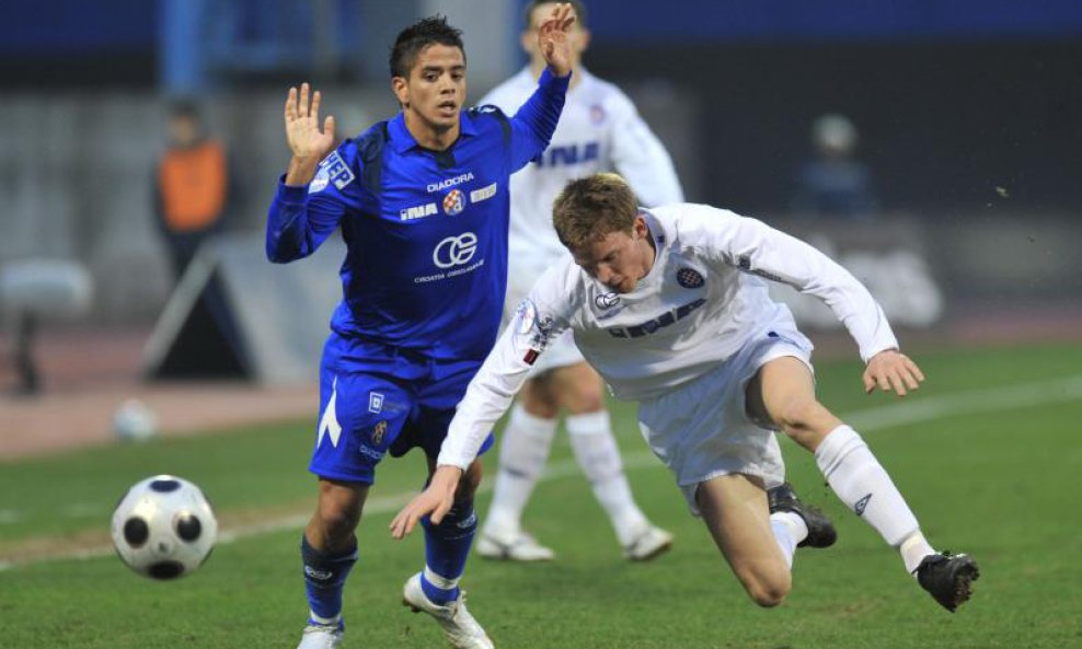 Luis Ibanez vs. Marin Tomasov 