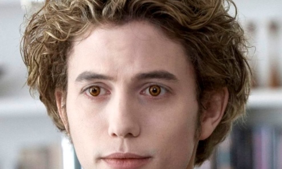 jackson rathbone jasper hale 