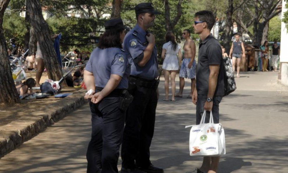 policija malinska