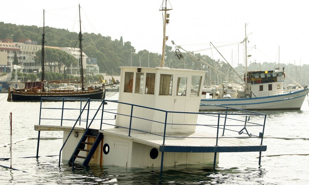 trajekt potonuće rovinj