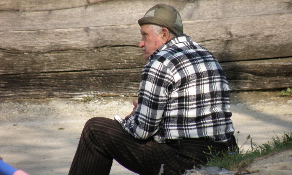 paranos  pokušaj ubojstva karlovac