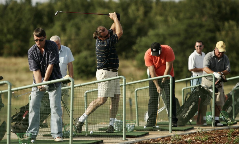 golf1-120807