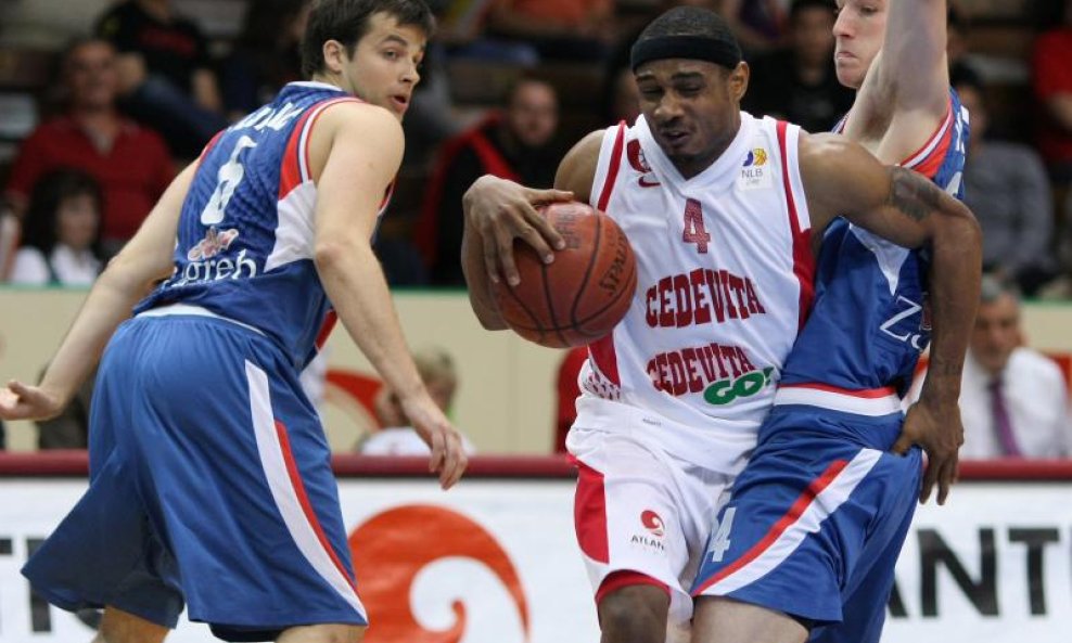 KK Cedevita - KK Cibona. Dontaye Draper