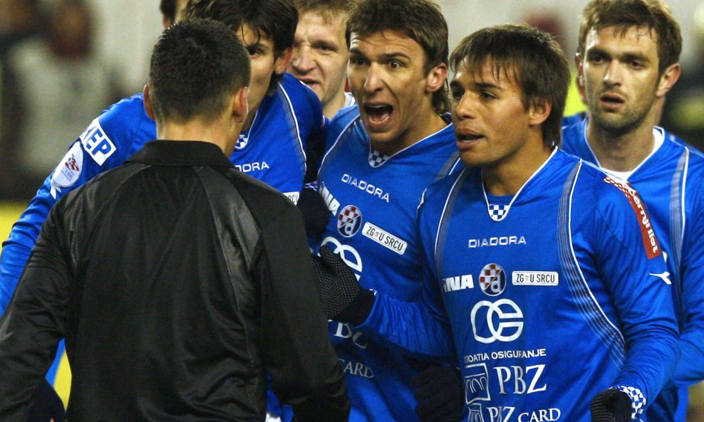 Ivan Bebek, Dinamo 2008-09, Poiljud