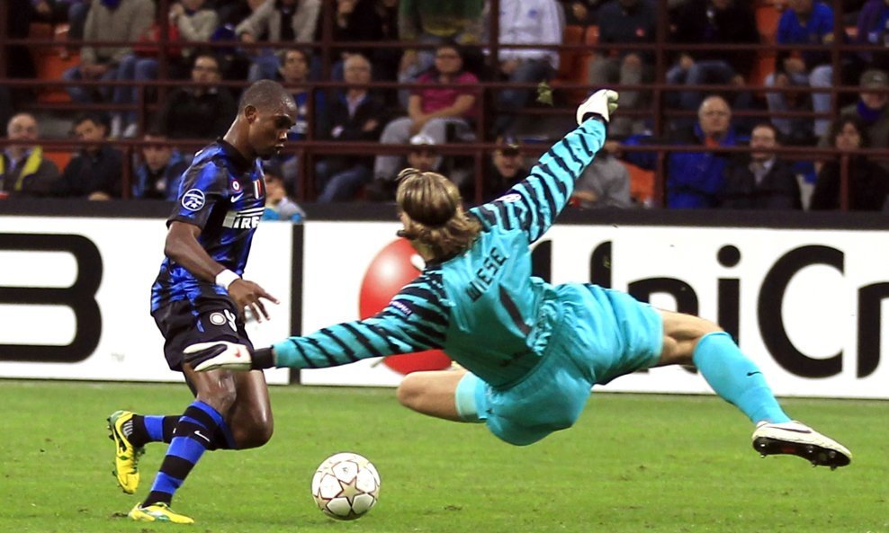 Samuel Eto'o (Inter) vs. Tim Wiese (Werder)