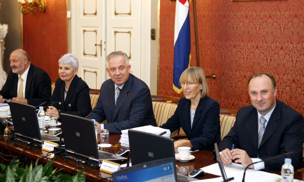 SJEDNICA VLADE VLADA IVO SANADER OSTAVKA