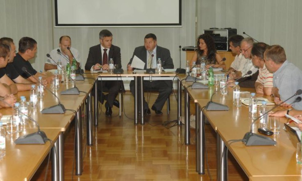 Pregovori ministra Čobankovića i seljaka