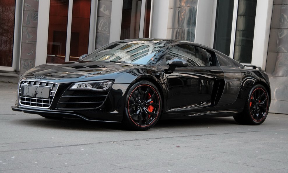 Audi-R8-Black-Hyper-Edition-1