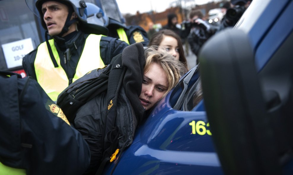 NEREDI PROSVJEDI KOPENHAGEN