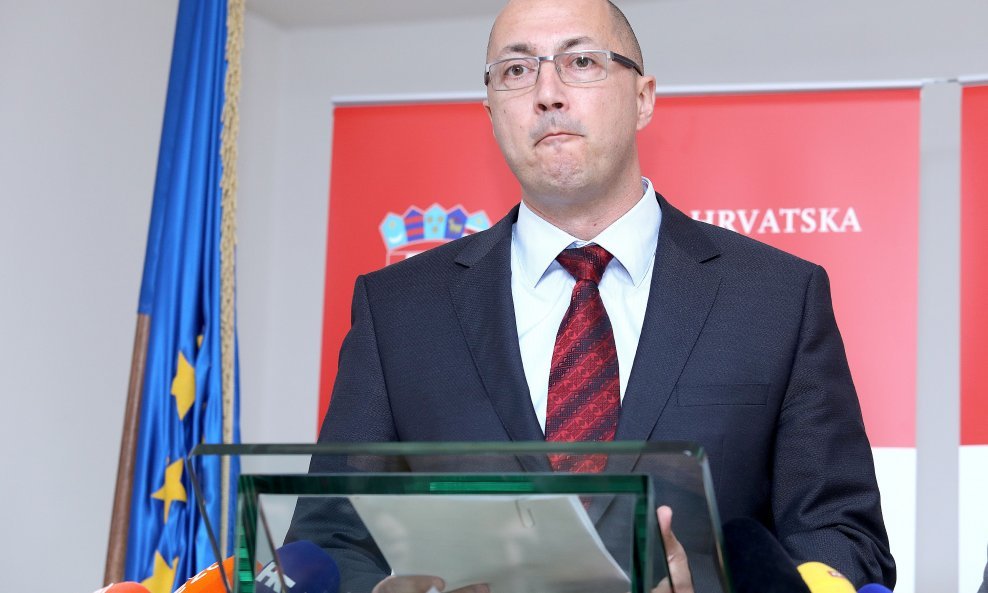 Ministar uprave Ivan Kovačić