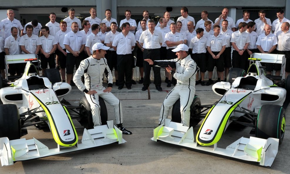 Brawn Formula 1 Rubens Barrichello Jenson Button