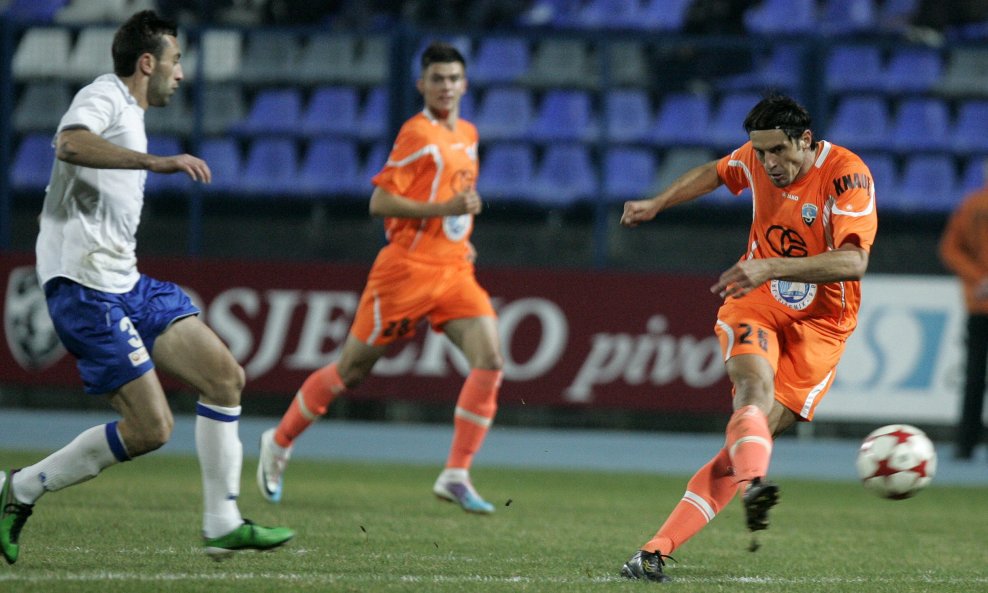 Osijek - Šibenik, Vuk vs. Josip Lukačević