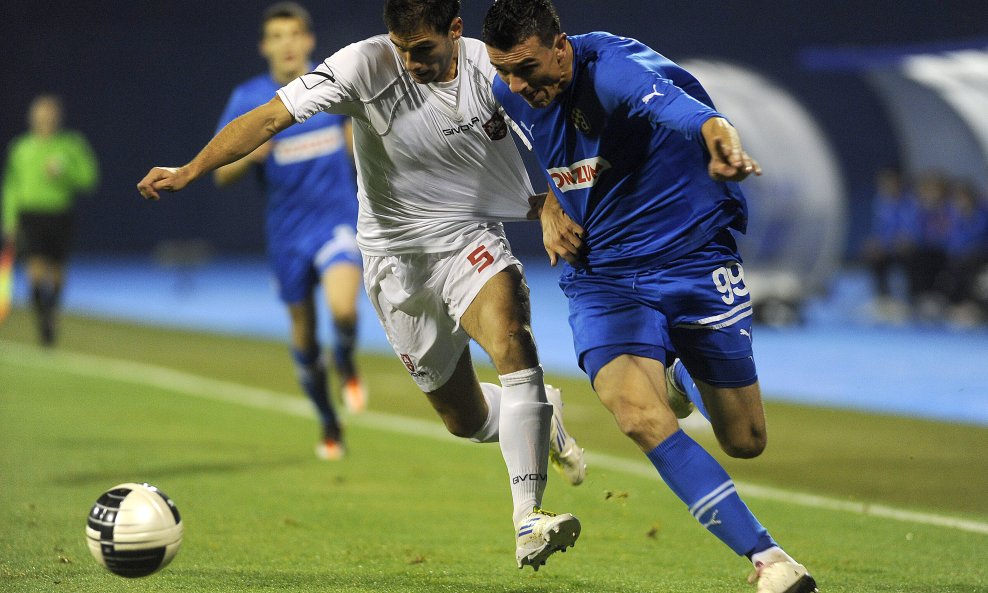 Dinamo - Zagreb, Mladen Pelaić vs. Ivan Krstanović