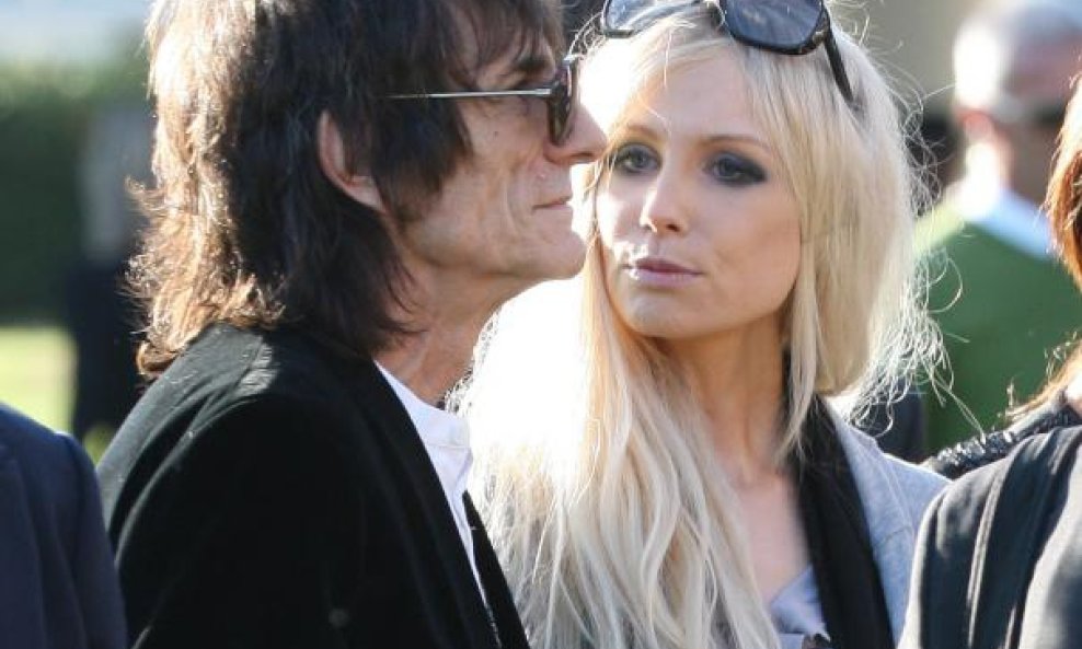 roonie wood i nicola