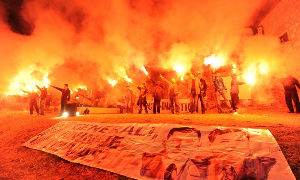 Bakljada za Gotovinin rođendan