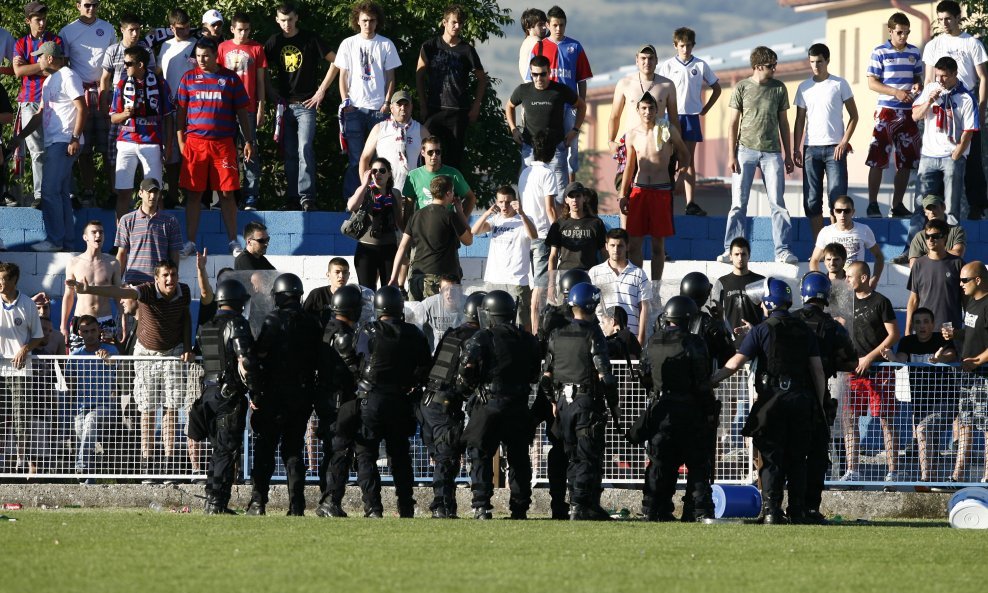 policija tomislavgrad 2011 torcida