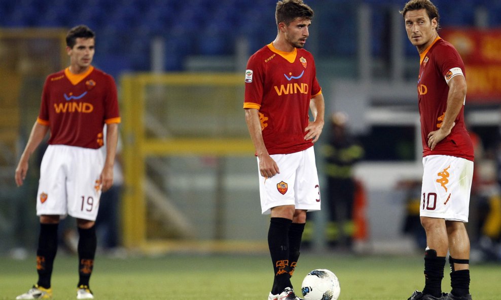 Fernando Gago, Jose Angel i Francesco Totti