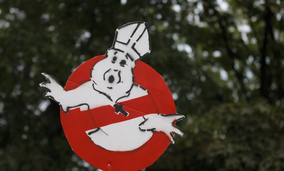 Prosvjedi zbog Pape u Berlinu