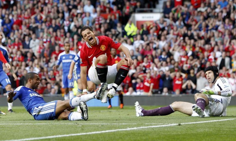 Ashley Cole i Javier Hernandez Chicharito