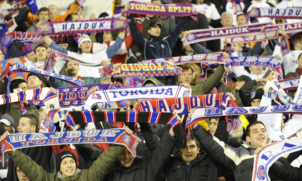 Hajduk - Dinamo, Torcida, navijači