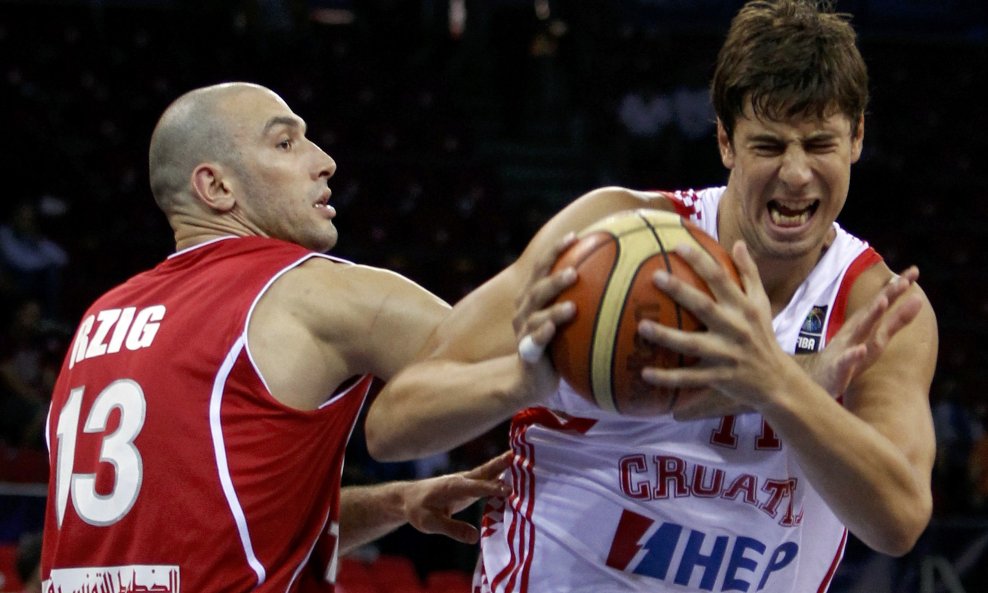 Hrvatska - Tunis, Amine Rzig i Ante Tomić