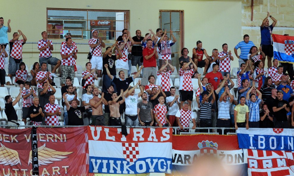 Hrvatski navijači na Malti