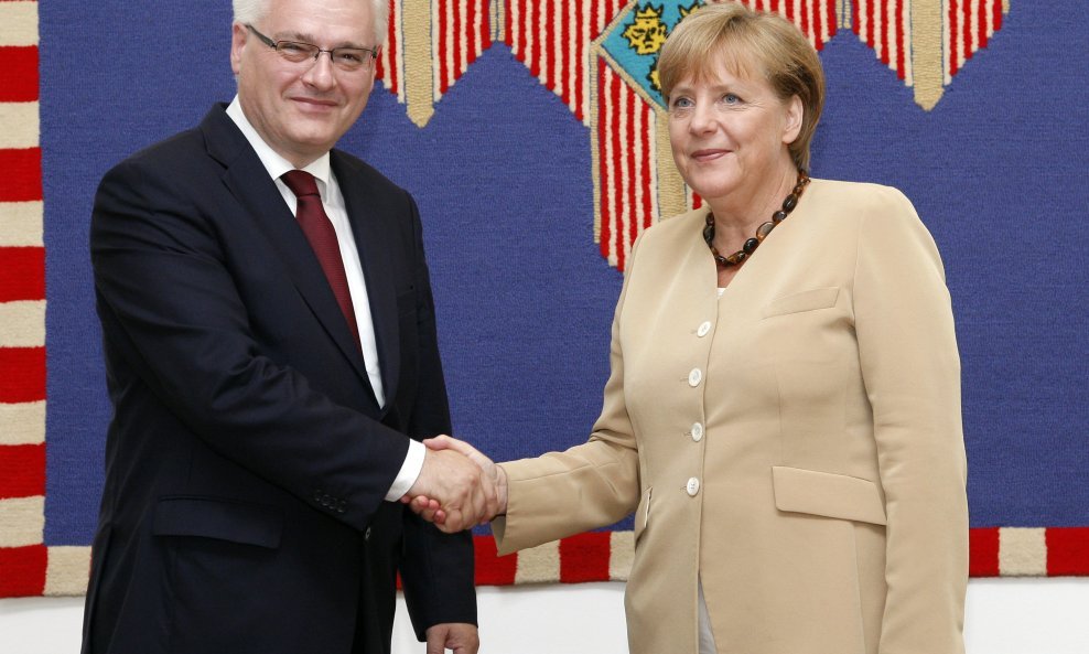 josipovic_merkel2-220811