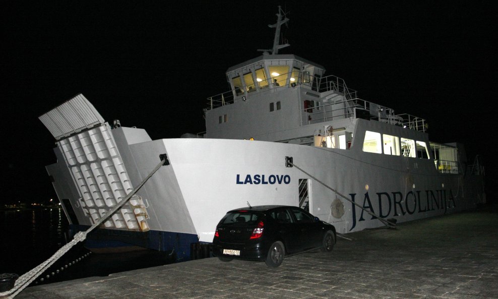 Trajekt Laslovo