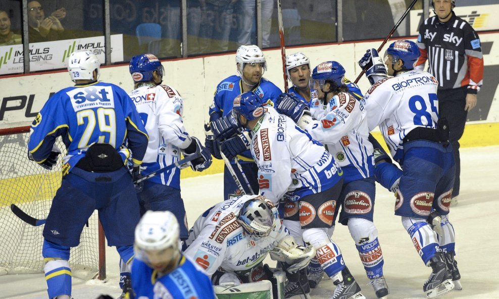 Brad Smyth medveščak Villach