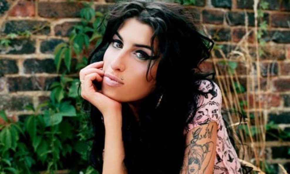 amywinehouse