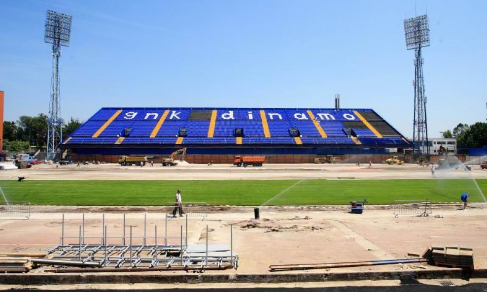 Stadion Dinamo Maksmiri, uređenje stadiona