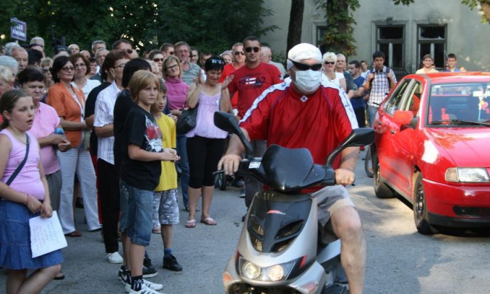 prosvjed duga resa