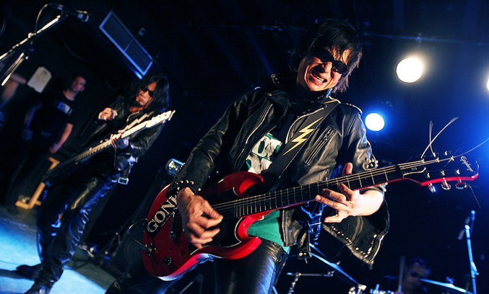 Guitar Wolf u Močvari