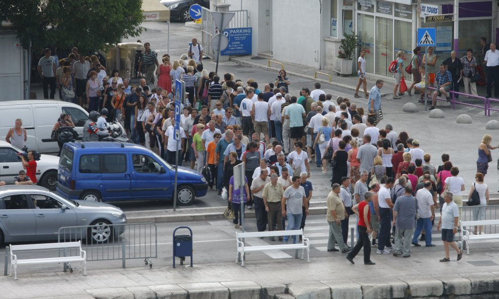 Prosvjed radnika Dalmacijavina 3