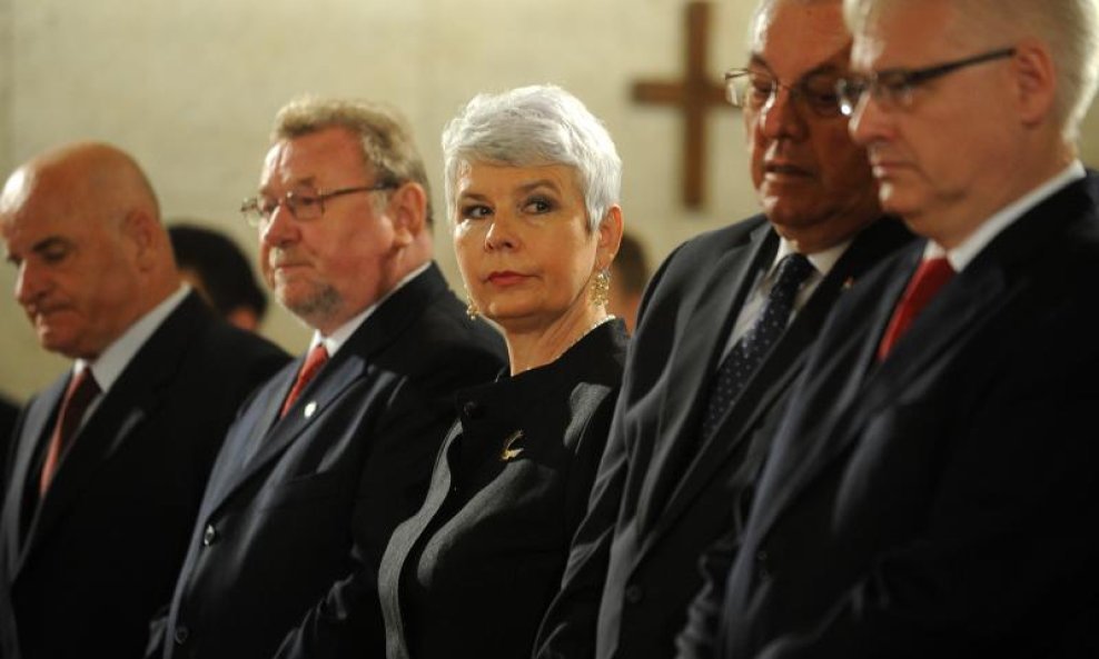Kosor mrko josipovic s bebicem