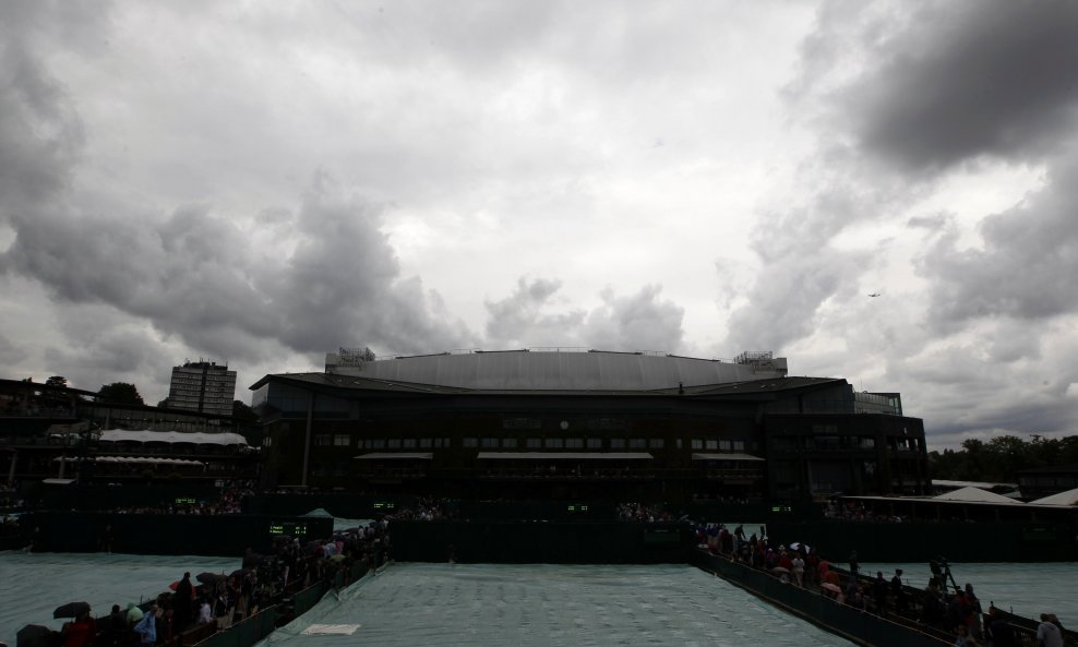 Wimbledon kiša oblaci
