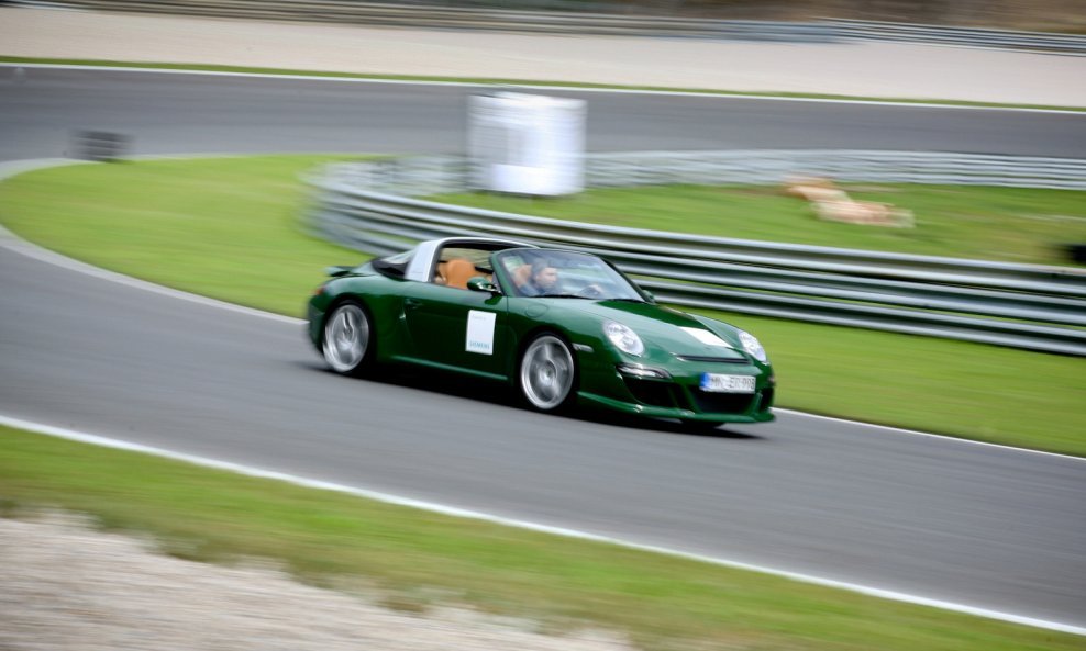 Električni Porsche 911