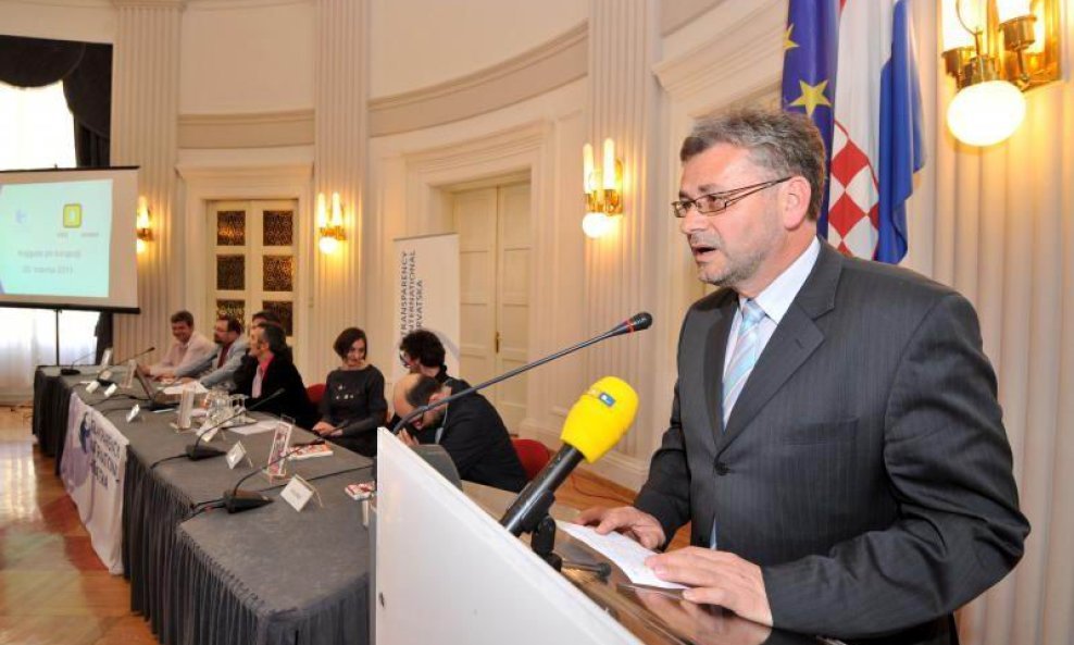 Transparency Nikola Kristić