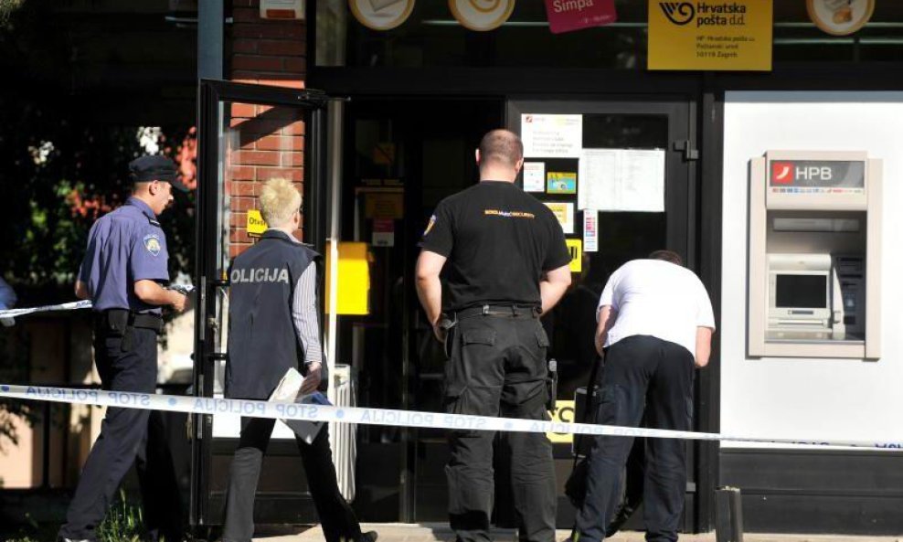 pljačka poštanske banke