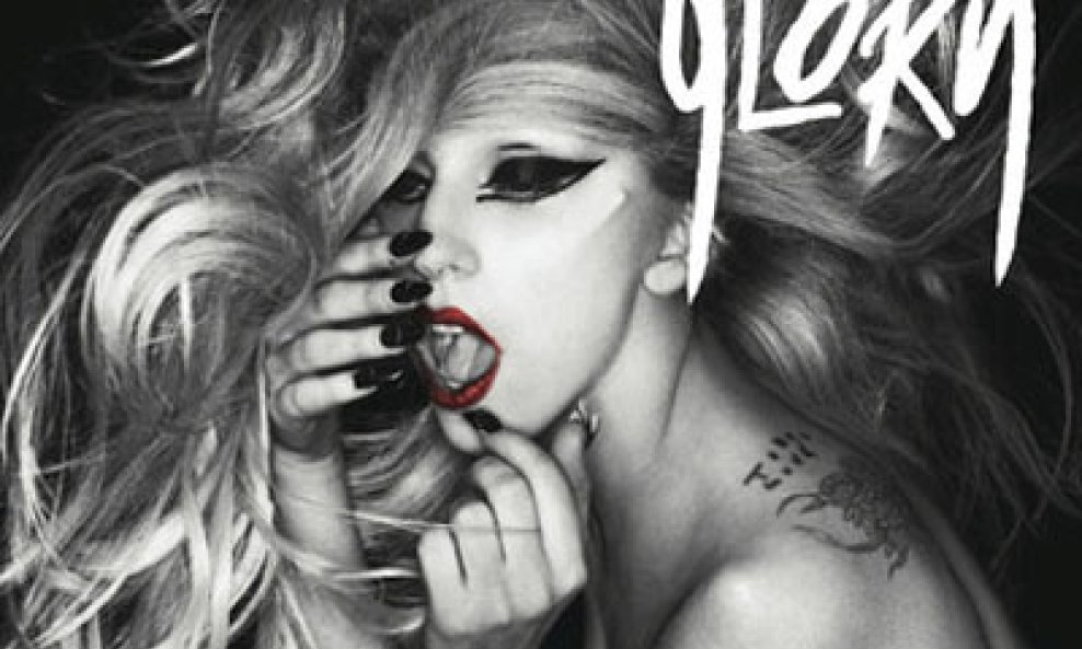 Lady Gaga 'Edge Of Glory'