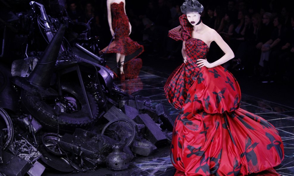 Alexander McQueen 